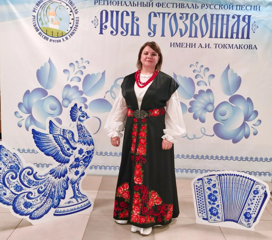  Наш талантливый хормейстер Надежда Иванникова представила Таловский район на региональном фестивале русской песни «Русь стозвонная»! Гордимся нашей участницей! 