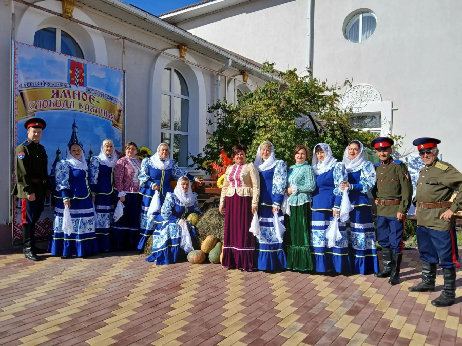 Казачий дух, песни и традиции: Таловский район на фестивале в Ямном!