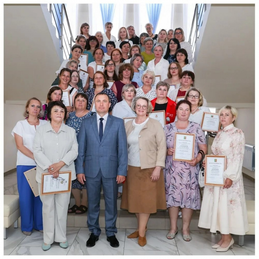 Сегодня было по особенному тепло: чествовали тех, кто согревает других!