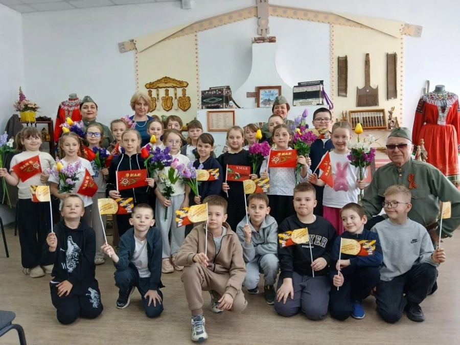 Музыкальные посиделки «Песни, пришедшие с войной»