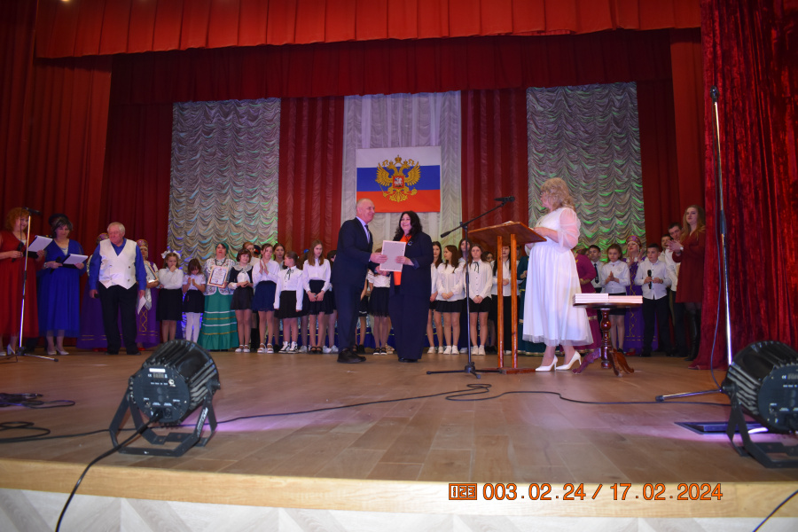 Любовь Воскобоева приняла участие во II открытом городском фестивале патриотической песни «Во Славу России». 