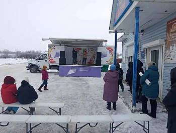 Песенный марафон «Мы встречаем Новый год!»