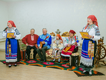 «День русской балалайки»