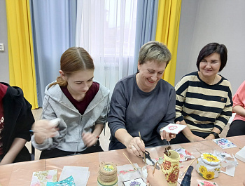 Творческая мастерская "Подарок для мамы"