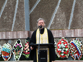 21 июня, в канун Дня памяти и скорби, на Мемориале Славы состоялся митинг.