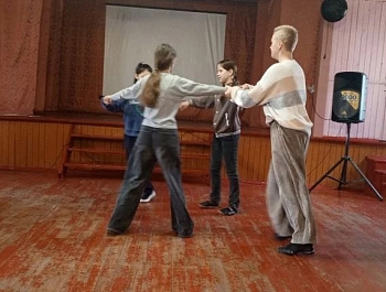 В Казанском Доме культуры прошла выездная школа танцев.