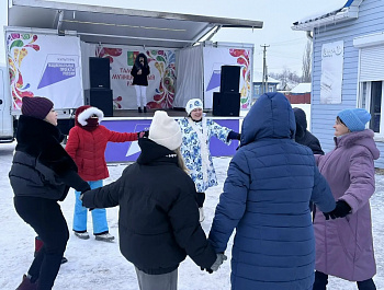 Песенный марафон «Мы встречаем Новый год!»