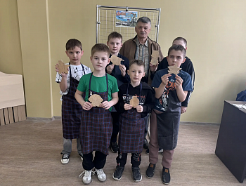 Творческая мастерская «Подарок герою», посвященная Дню защитника Отечества
