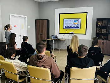 «Киноглобус: „Хранители традиций предков“». 