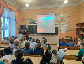 Кноэкскурсия «Был тот февраль прологом мая»