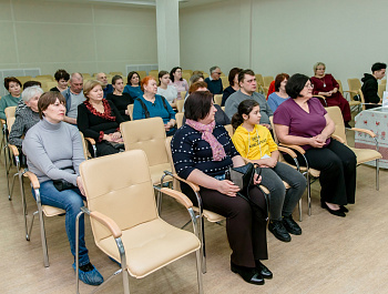Заседание поэтического клуба «Полет души» (руководитель Светлана Насонова).