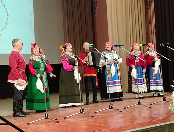 Народный фольклорный ансамбль «Кладезь» — Лауреат Всероссийского фестиваля-конкурса!