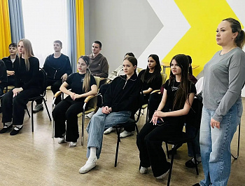 «Киноглобус: „Хранители традиций предков“». 