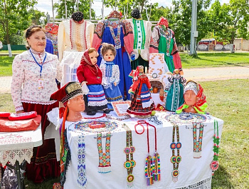 Есть стереотип, что кукольный театр – это скучно и только для малышей.