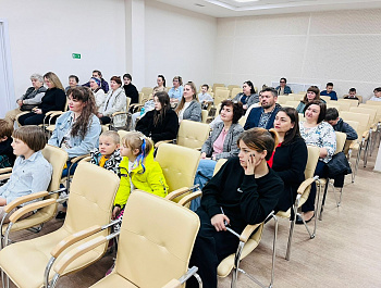 Литературно-музыкальная гостиная «Все начинается с семьи»