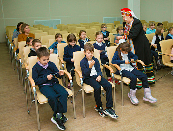 Игровая программа «Русские народные песни» в рамках цикла мероприятий «В гостях у Василисы Премудрой»