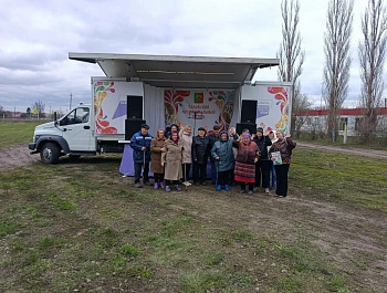 22 апреля гости приехали в Терехово, 23‑го — в Хлебороб, а 28‑го — в Верхнеозерский.
