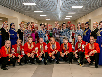 Творческие коллективы Культурно-досугового центра достойно представили Таловский муниципальный район на региональном этапе VI Всероссийского Фестиваля народно-сценического искусства «Танцуй и пой, моя Россия!».
